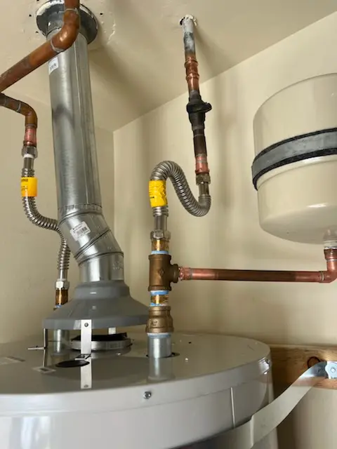 Water heater installation and plumbing repair in Yuma